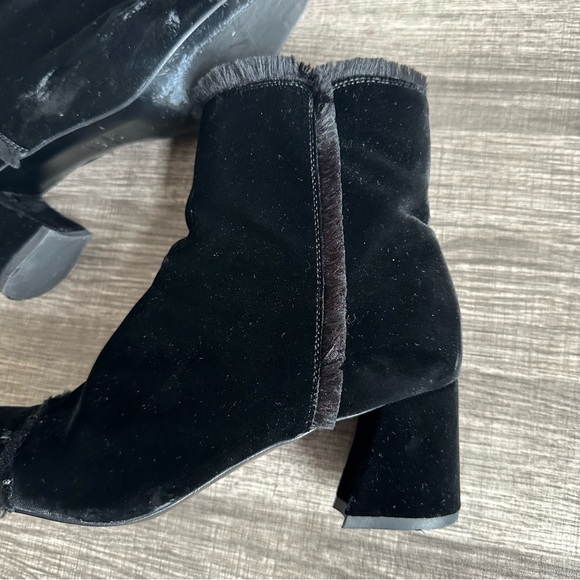 Stuart Weitzman On The Fringe Black Ankle Boots Block Heel Booties Womens Size 9 - Picture 4 of 15